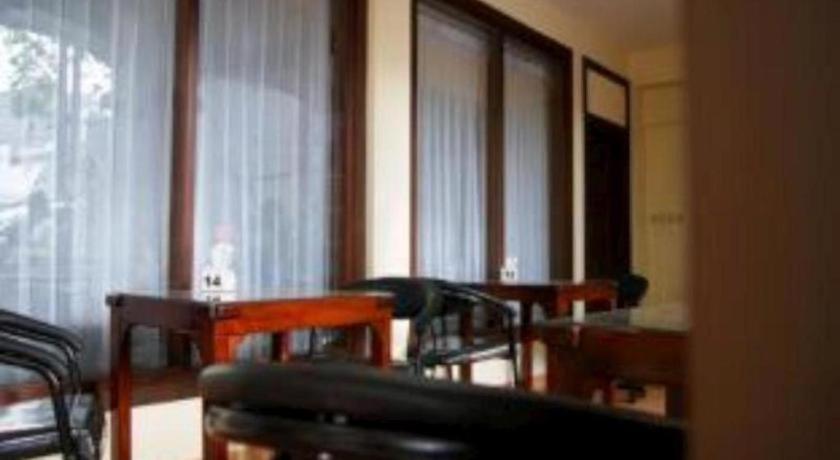Grand Sumatera Hotel Surabaya Eksteriør bilde