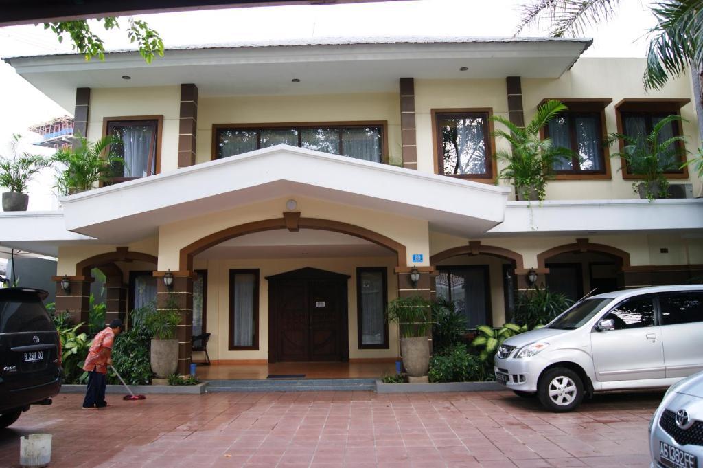Grand Sumatera Hotel Surabaya Eksteriør bilde